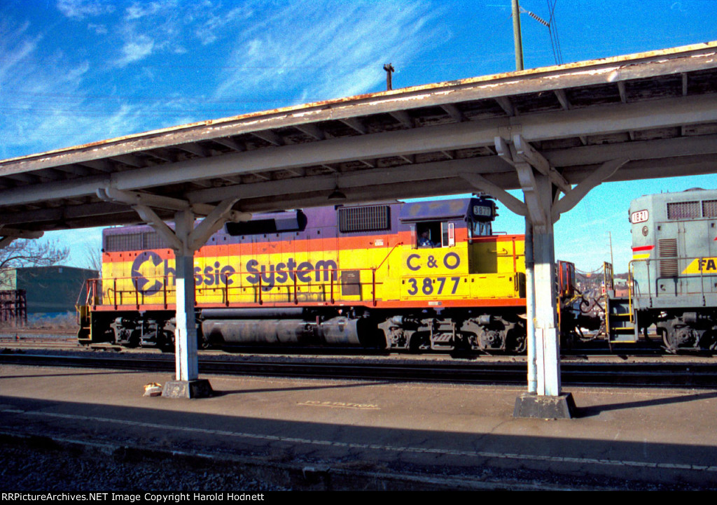 CO 3877